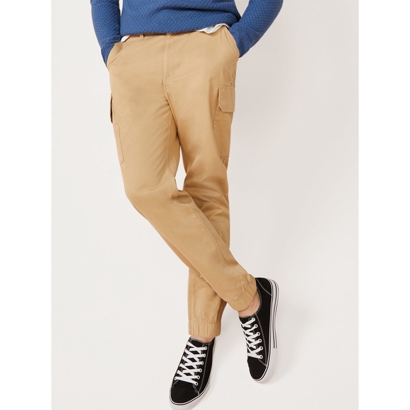 Free Assembly Men's Cargo Joggers - Picture 2 of 7